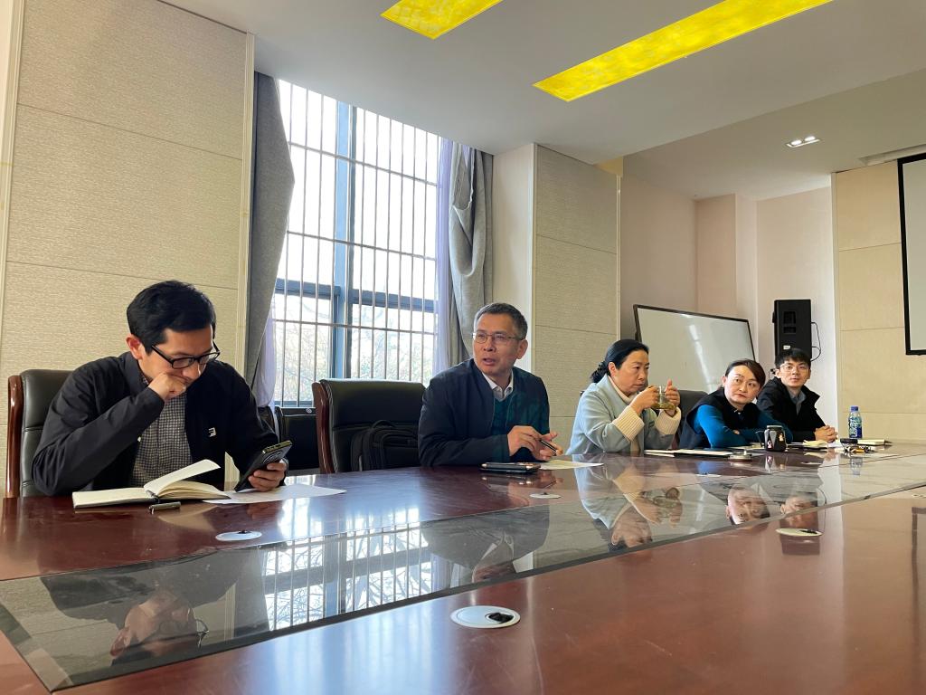 日本a片
召开第十四届“挑战杯”中国大学生创业计划竞赛推进会